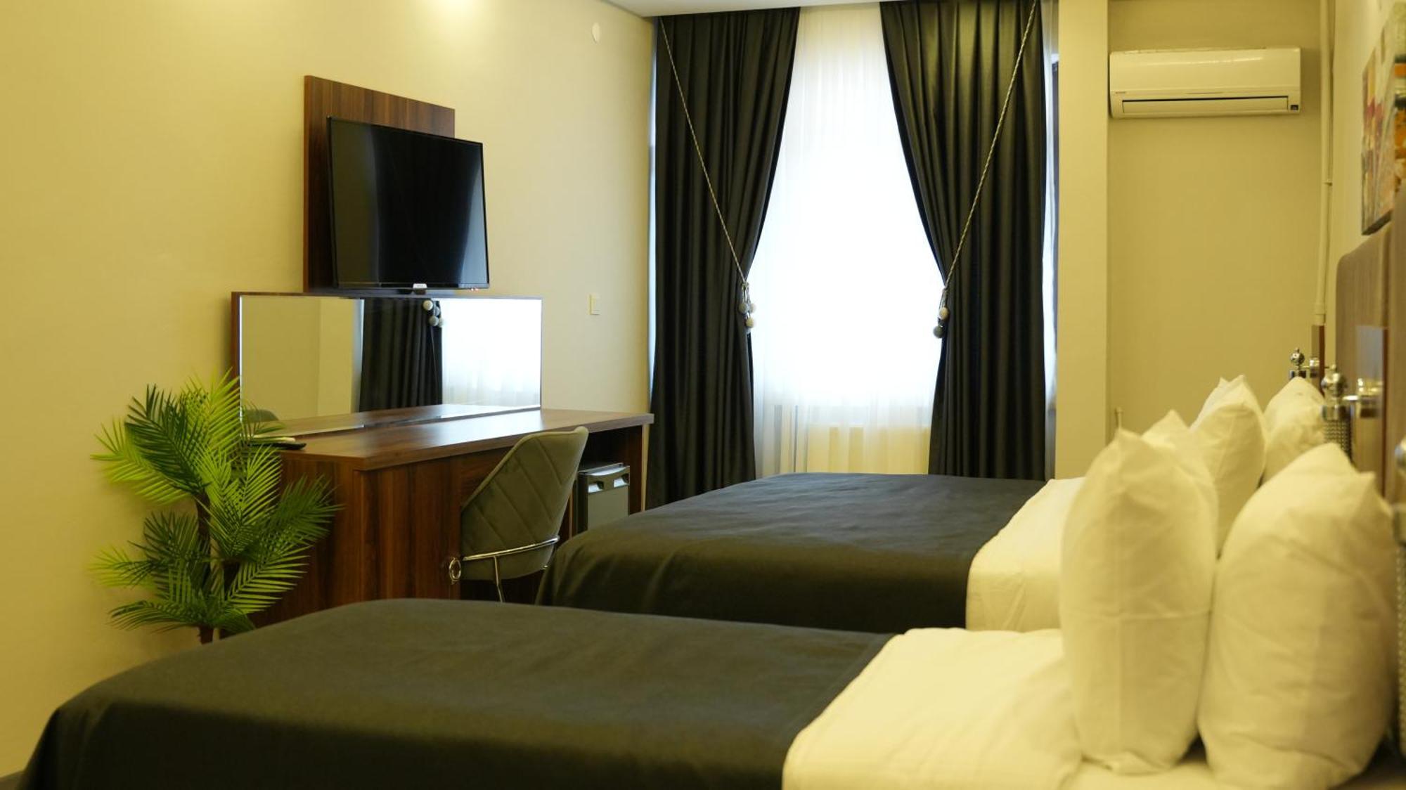 Grand Krone Hotel Cinarcik Екстер'єр фото