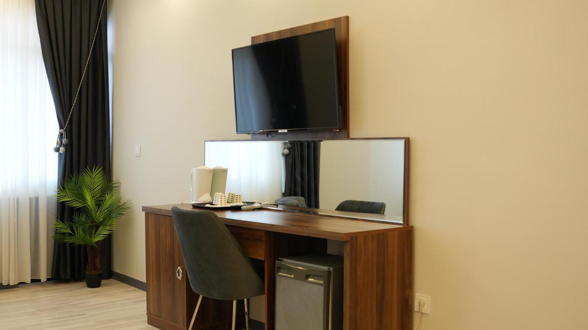 Grand Krone Hotel Cinarcik Екстер'єр фото